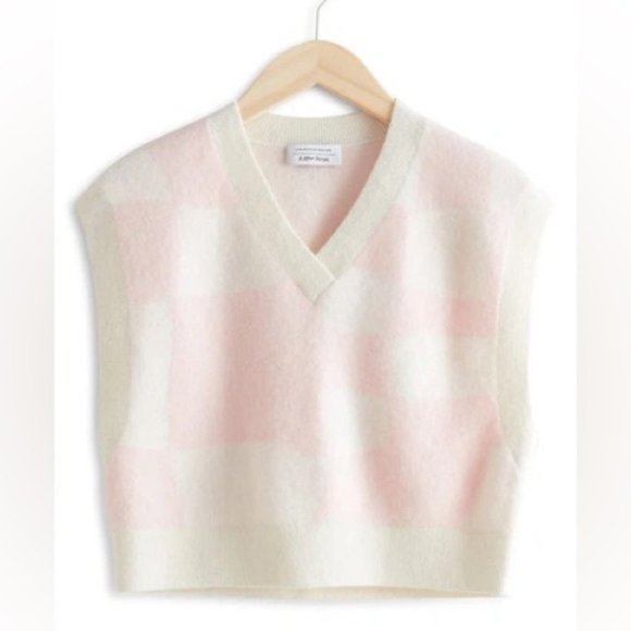 & OTHER STORIES Check Wool Blend Sweater Vest In Pink Jaquard - Picture 1 of 11